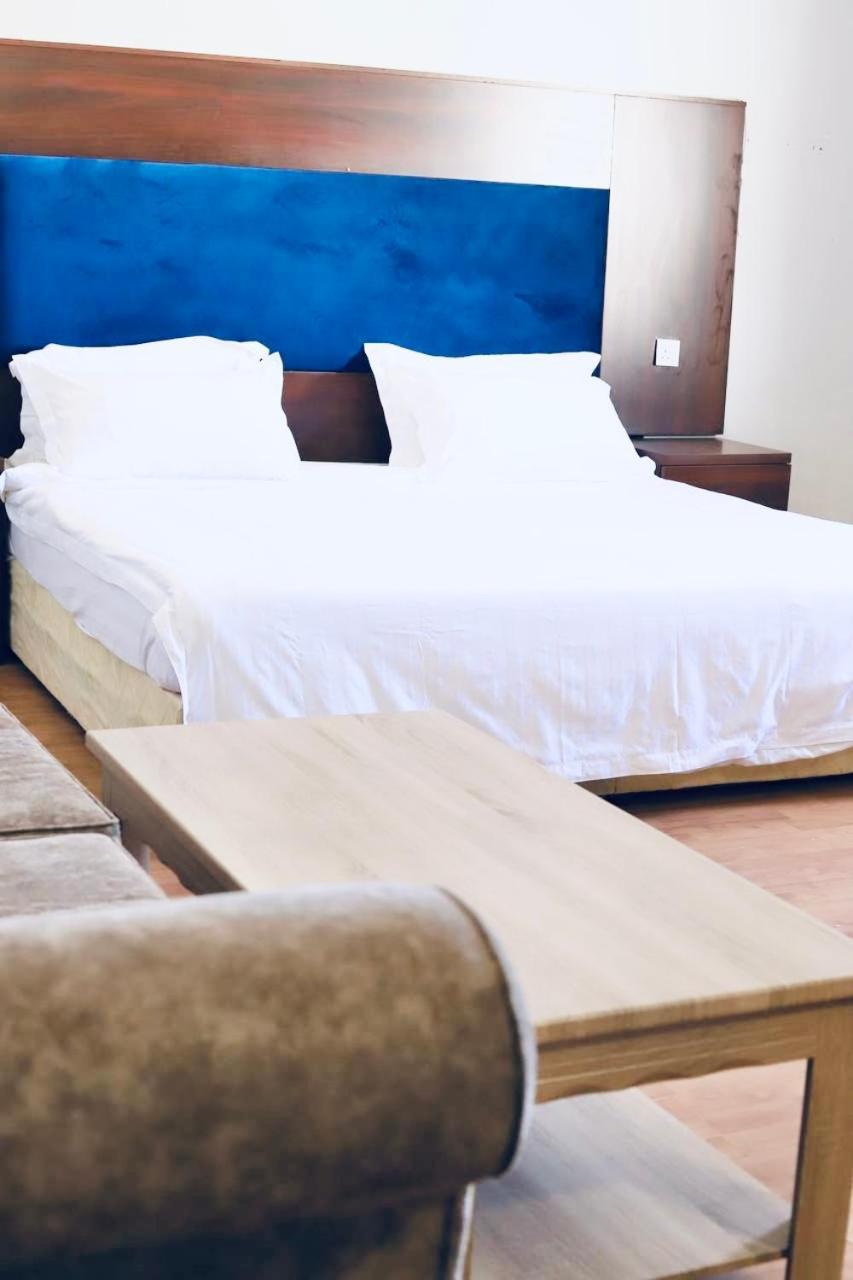 Safa Park Hotel Yanbu فندق صفا بارك ينبع Exterior photo